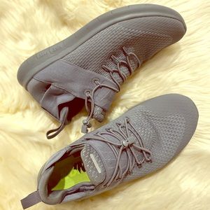 Nike Free RN Cmtr 2017 Women's Shoes Size 8